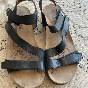 Josef Seibel New Tonga Leather Sandals